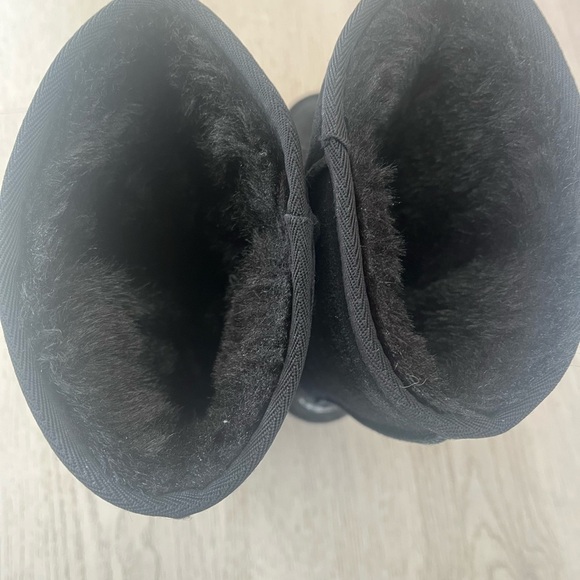 UGG Australia TALL Boot Womens Classic Black Suede Size US 7 Casual Pull On - Picture 5 of 10